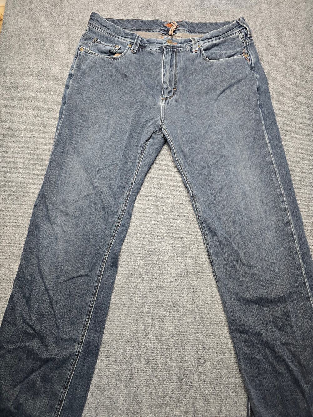 Tommy Bahama Jeans Mens 34x32 Blue Denim Straight Leg Marlin Medium Wash